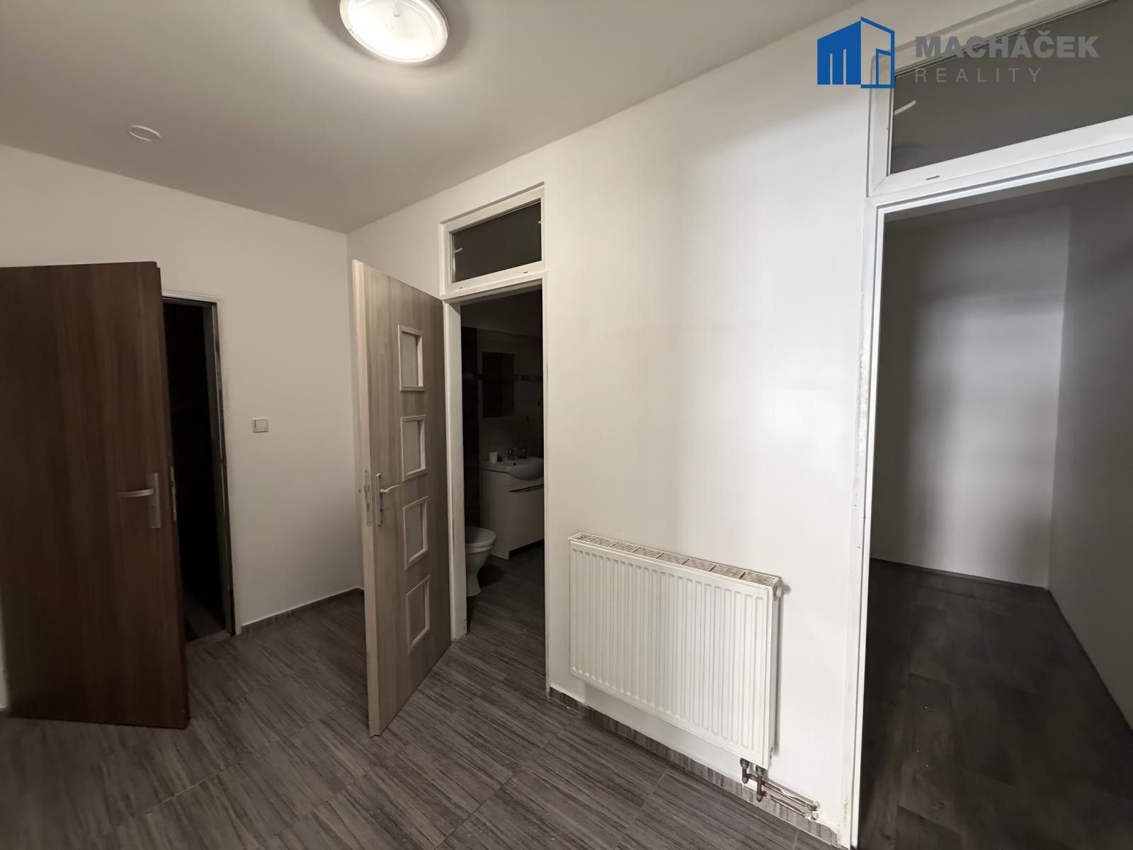 Pronájem bytu 1+kk 52 m² - foto 6