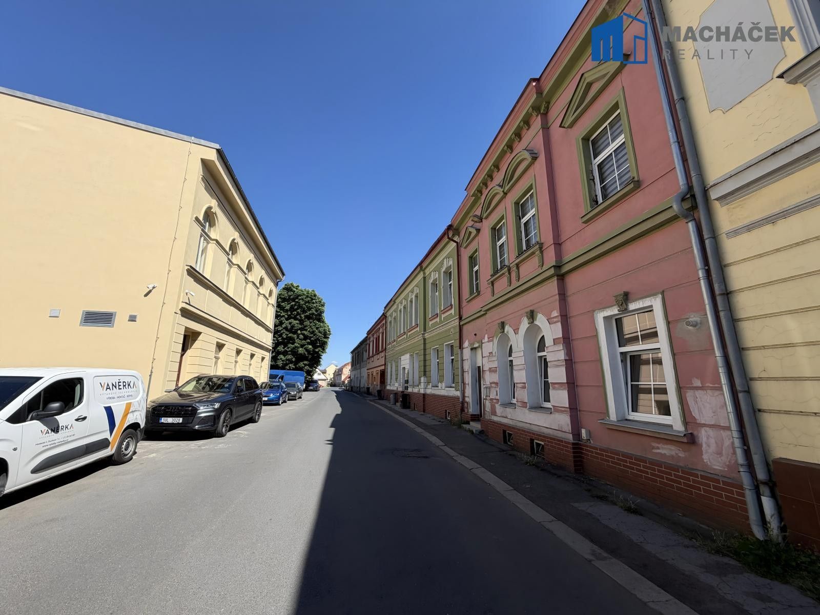 Pronájem bytu 1+kk 52 m² - foto 9
