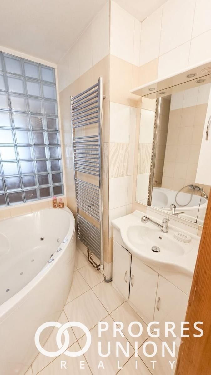Prodej bytu 3+kk 70 m² - foto 12