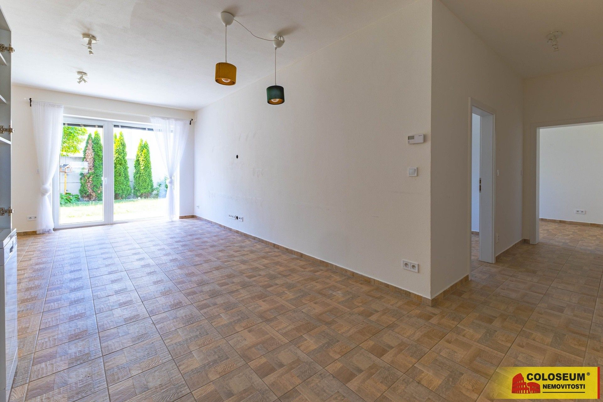 Prodej bytu 4+kk 79 m² - foto 3