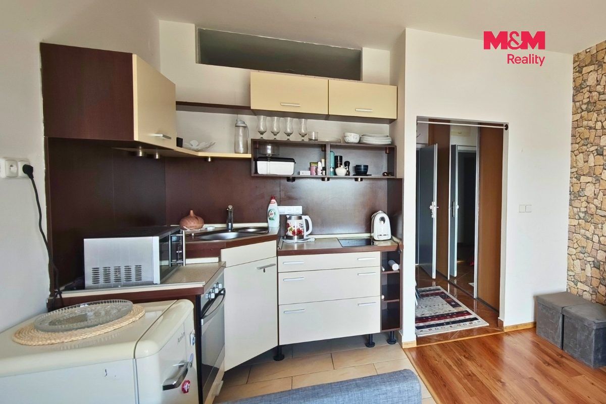 Pronájem bytu 1+kk 29 m² - foto 2