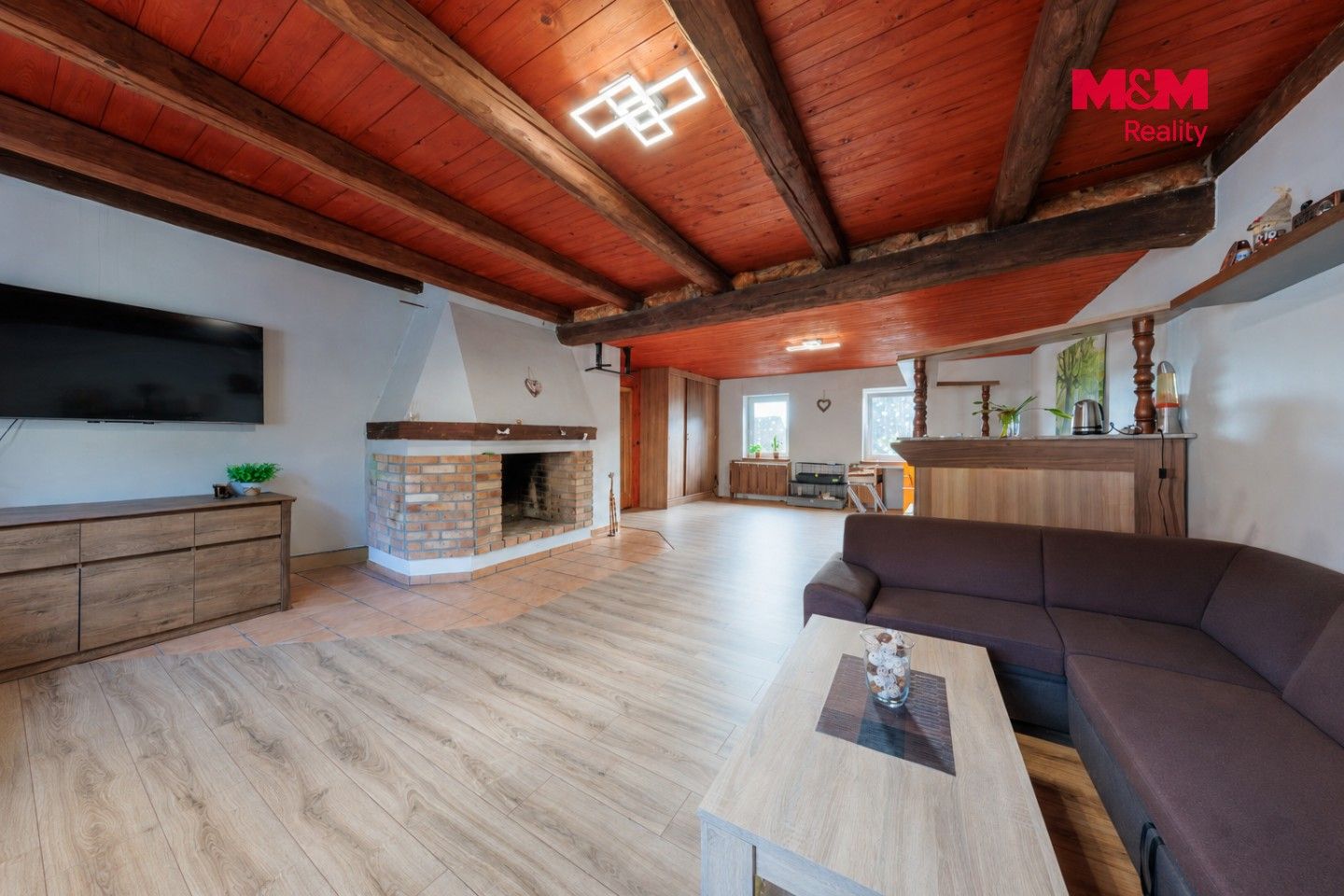 Prodej nemovitosti 225 m² - foto 4
