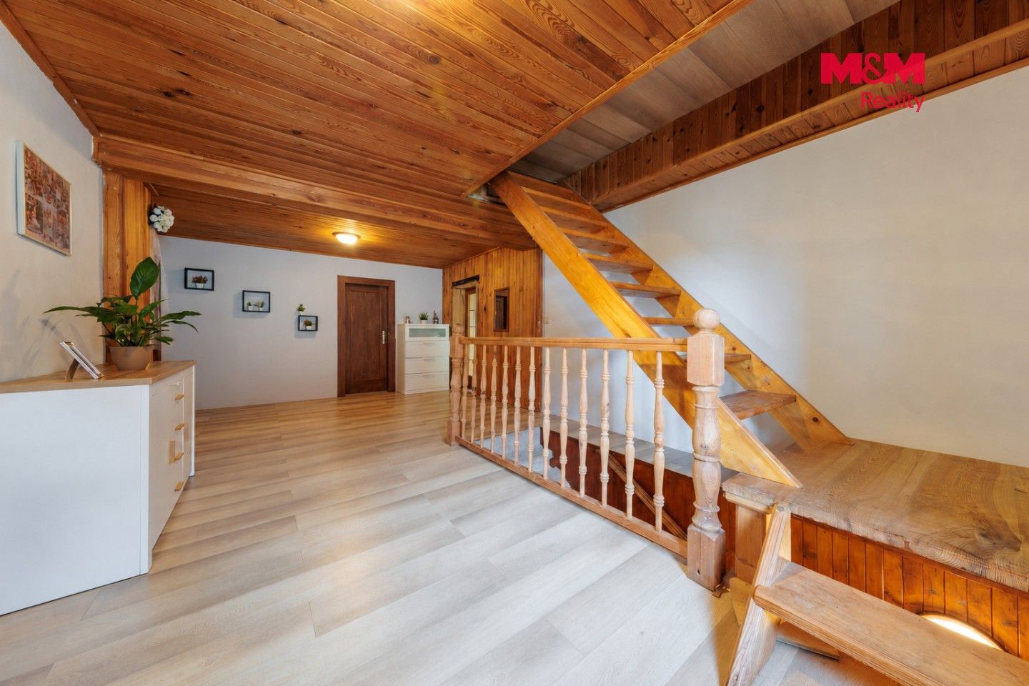Prodej nemovitosti 225 m² - foto 16