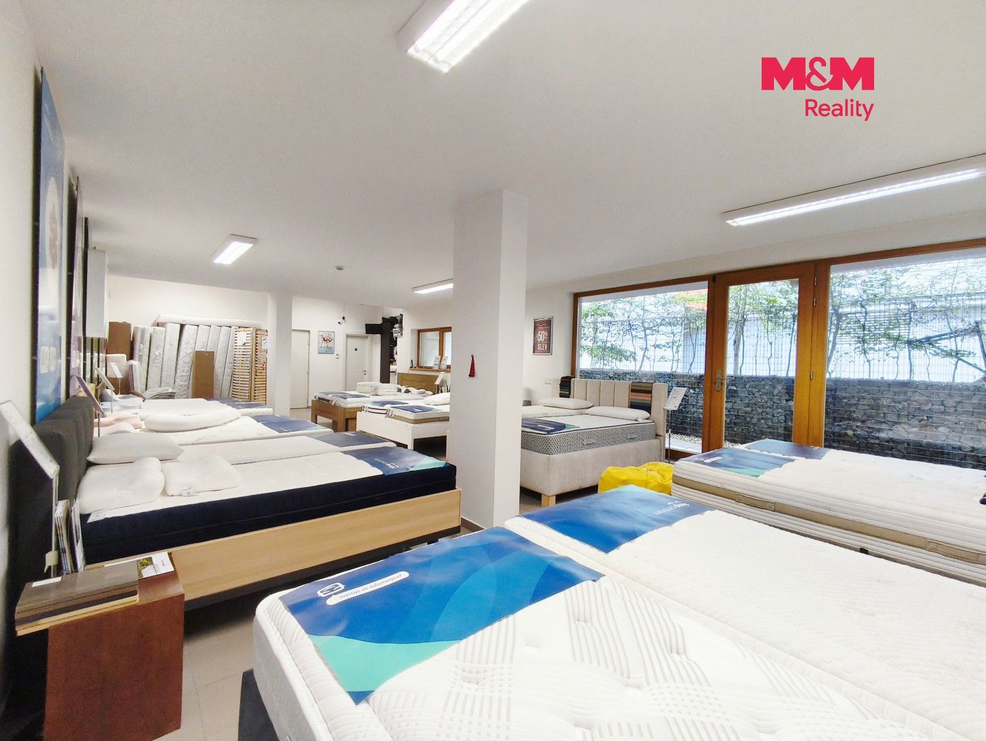 Pronájem komerčního prostoru 172 m² - foto 6