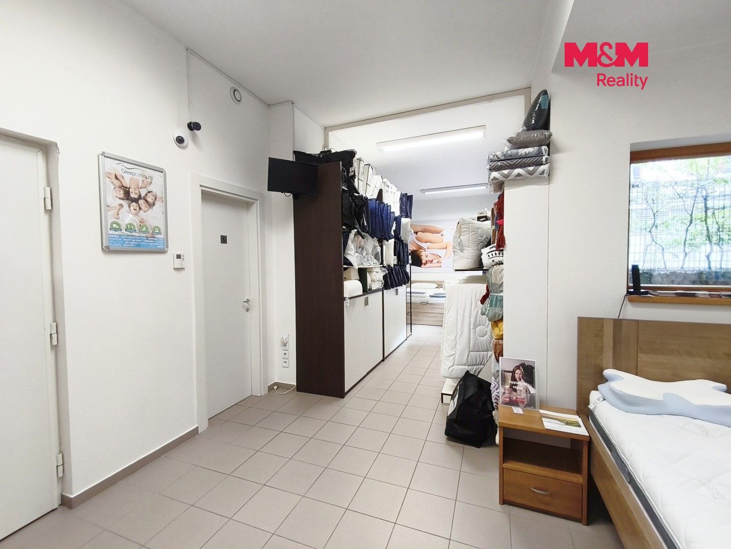 Pronájem komerčního prostoru 172 m² - foto 4