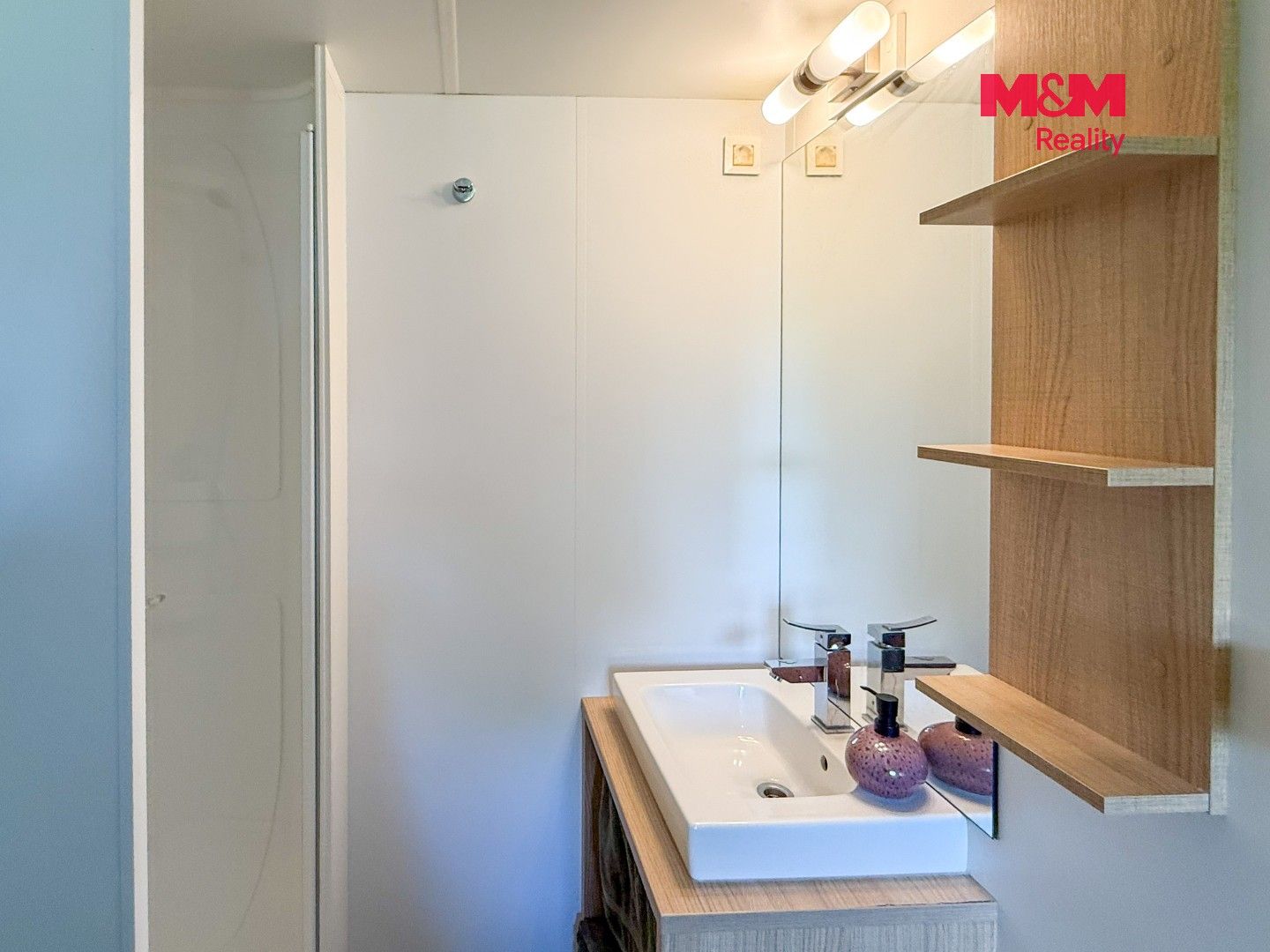 Prodej nemovitosti 32 m² - foto 13