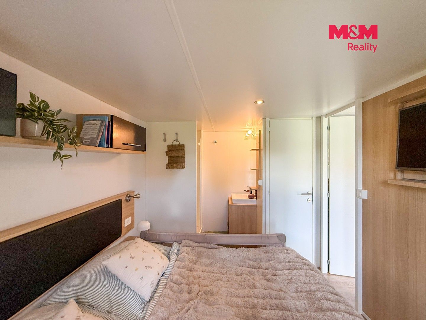 Prodej nemovitosti 32 m² - foto 14