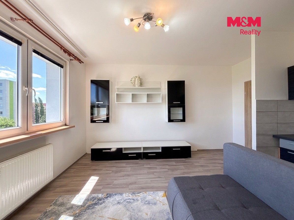 Pronájem bytu 2+kk 40 m² - foto 3