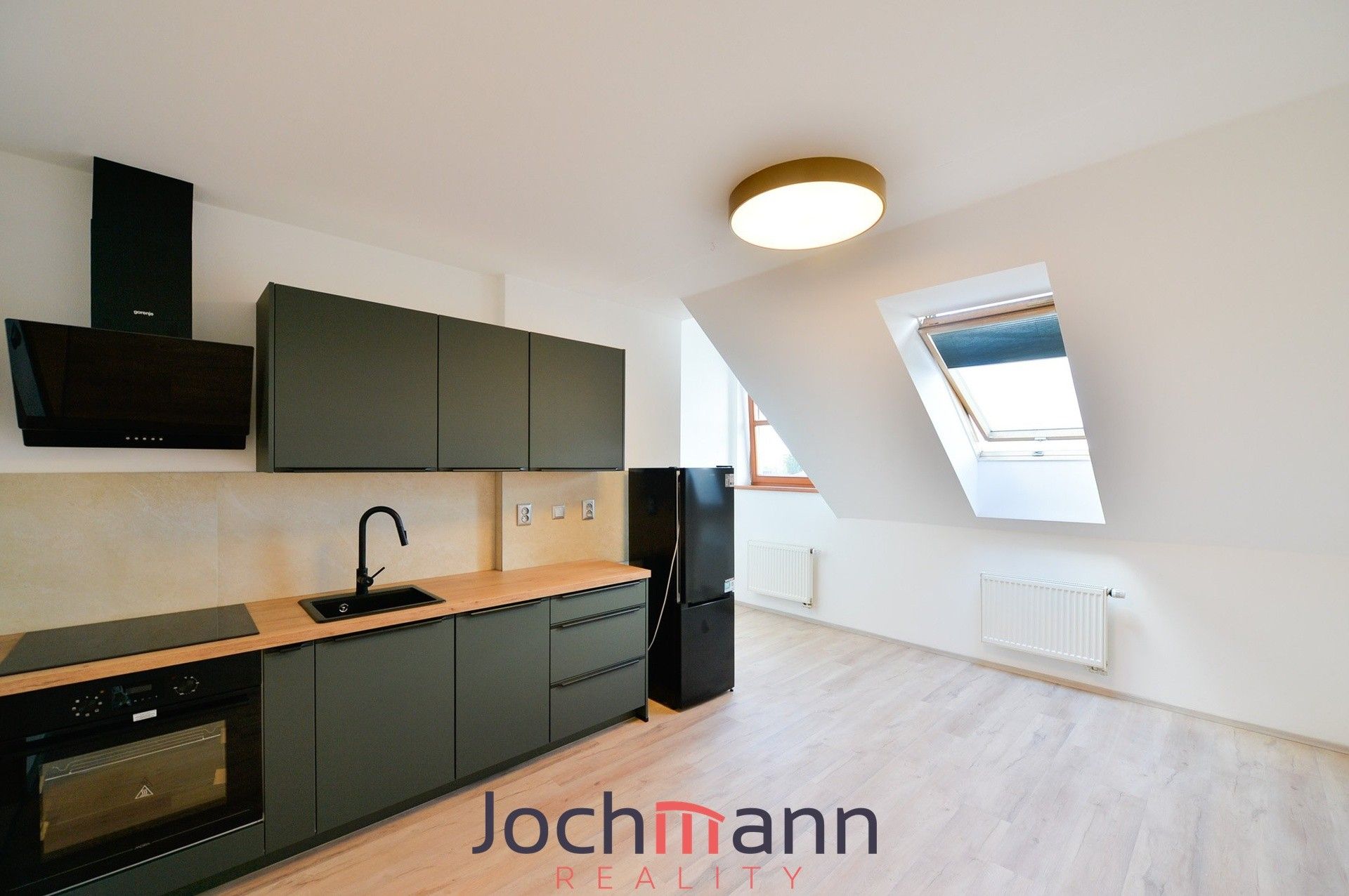 Pronájem bytu 2+kk 52 m² - foto 1