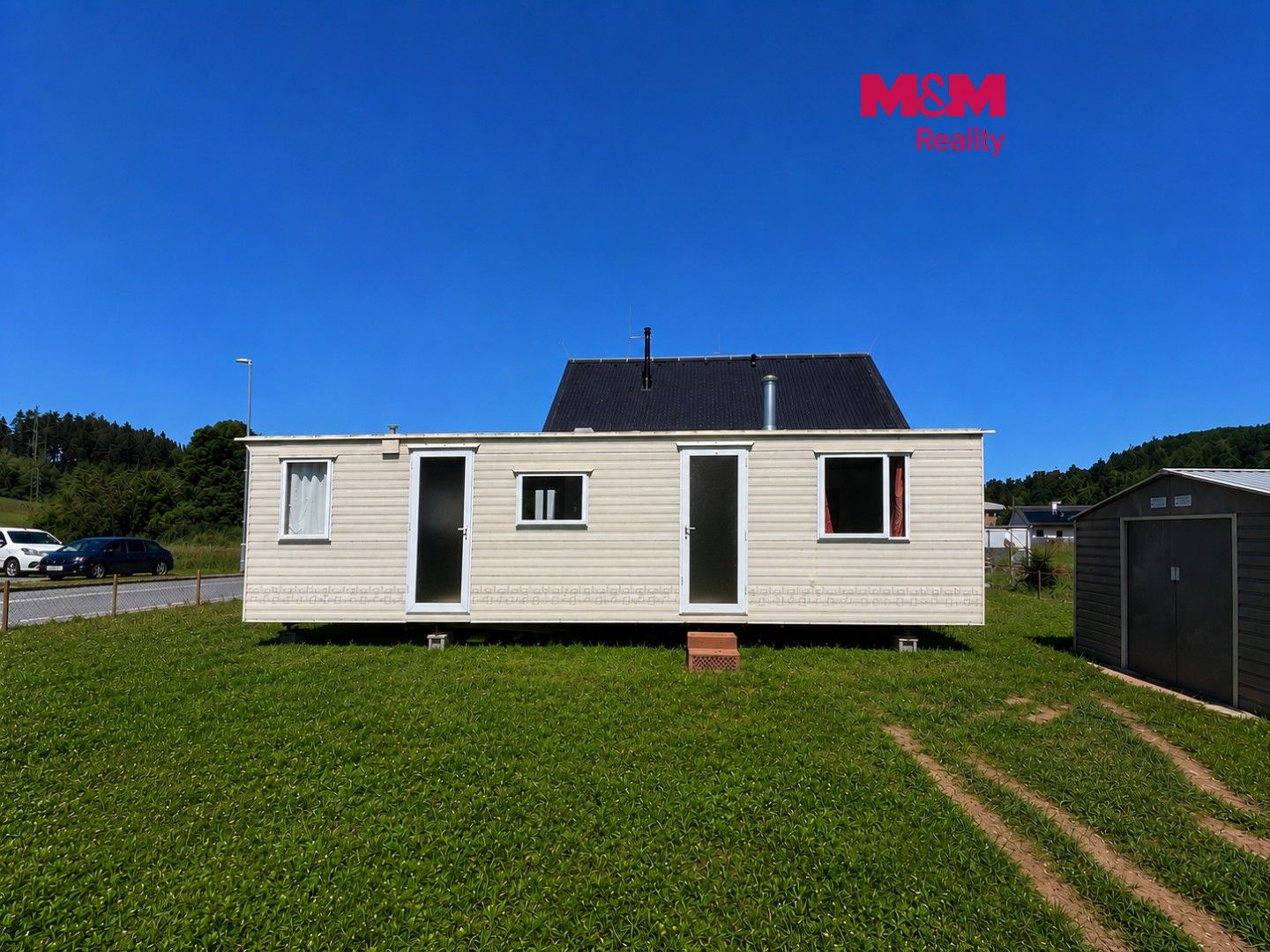 Prodej nemovitosti 27 m² - foto 1