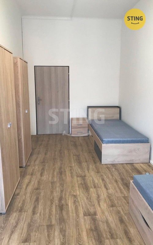 Pronájem bytu 5+1 157 m² - foto 18