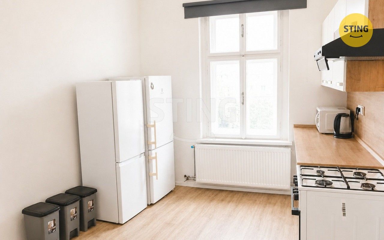 Pronájem bytu 5+1 157 m² - foto 17