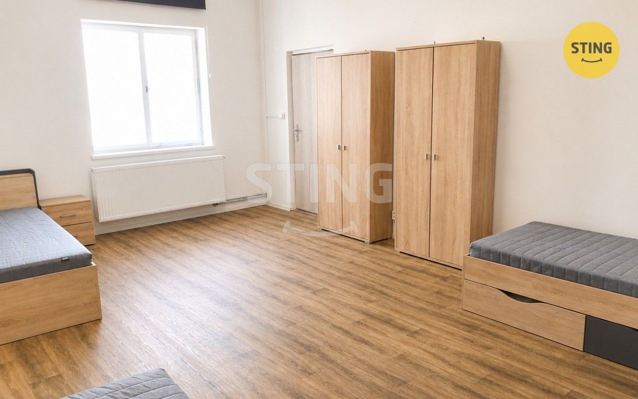 Pronájem bytu 5+1 157 m² - foto 24