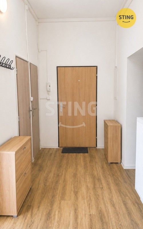 Pronájem bytu 5+1 157 m² - foto 34