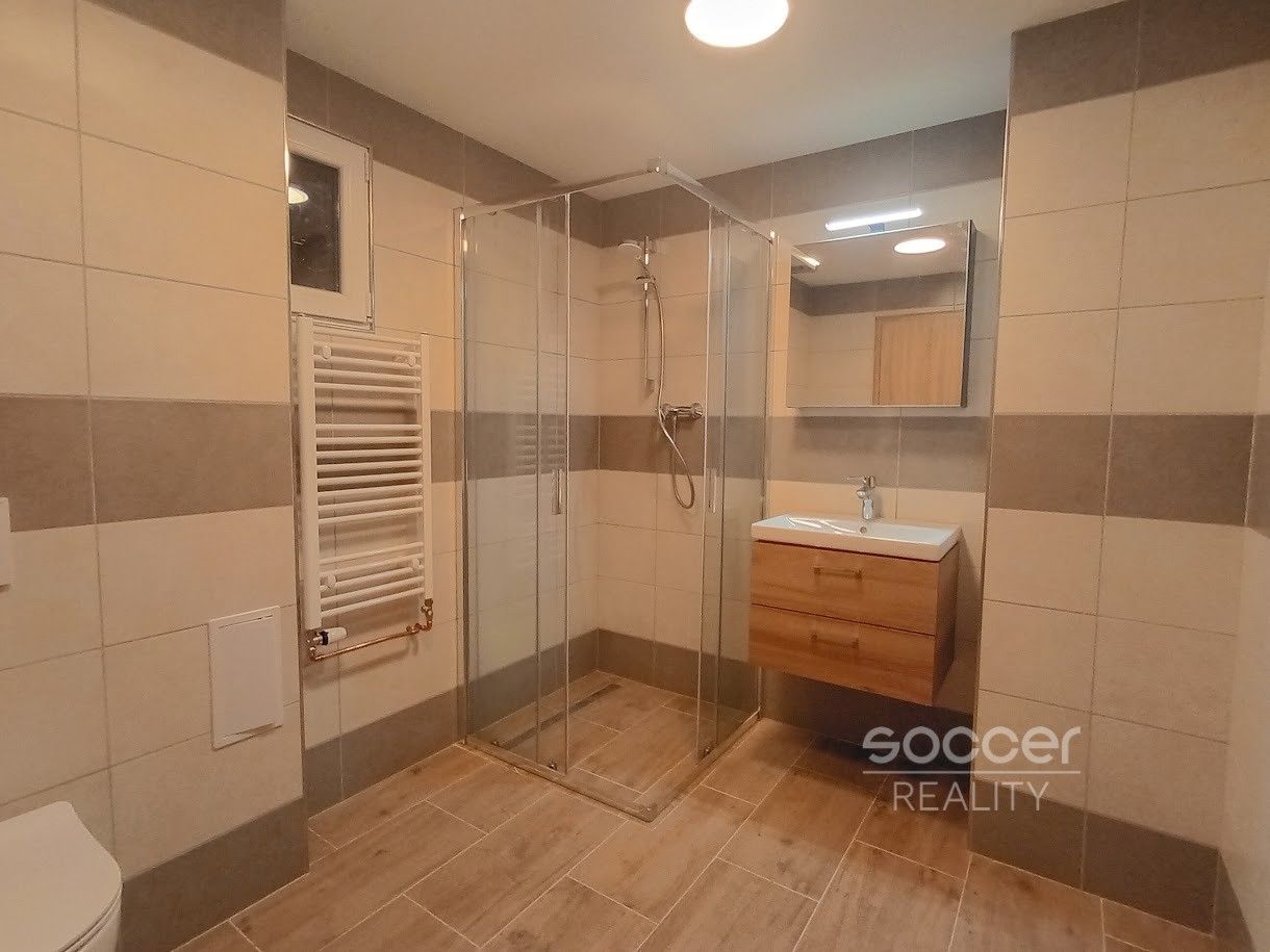 Pronájem bytu 2+kk 71 m² - foto 5