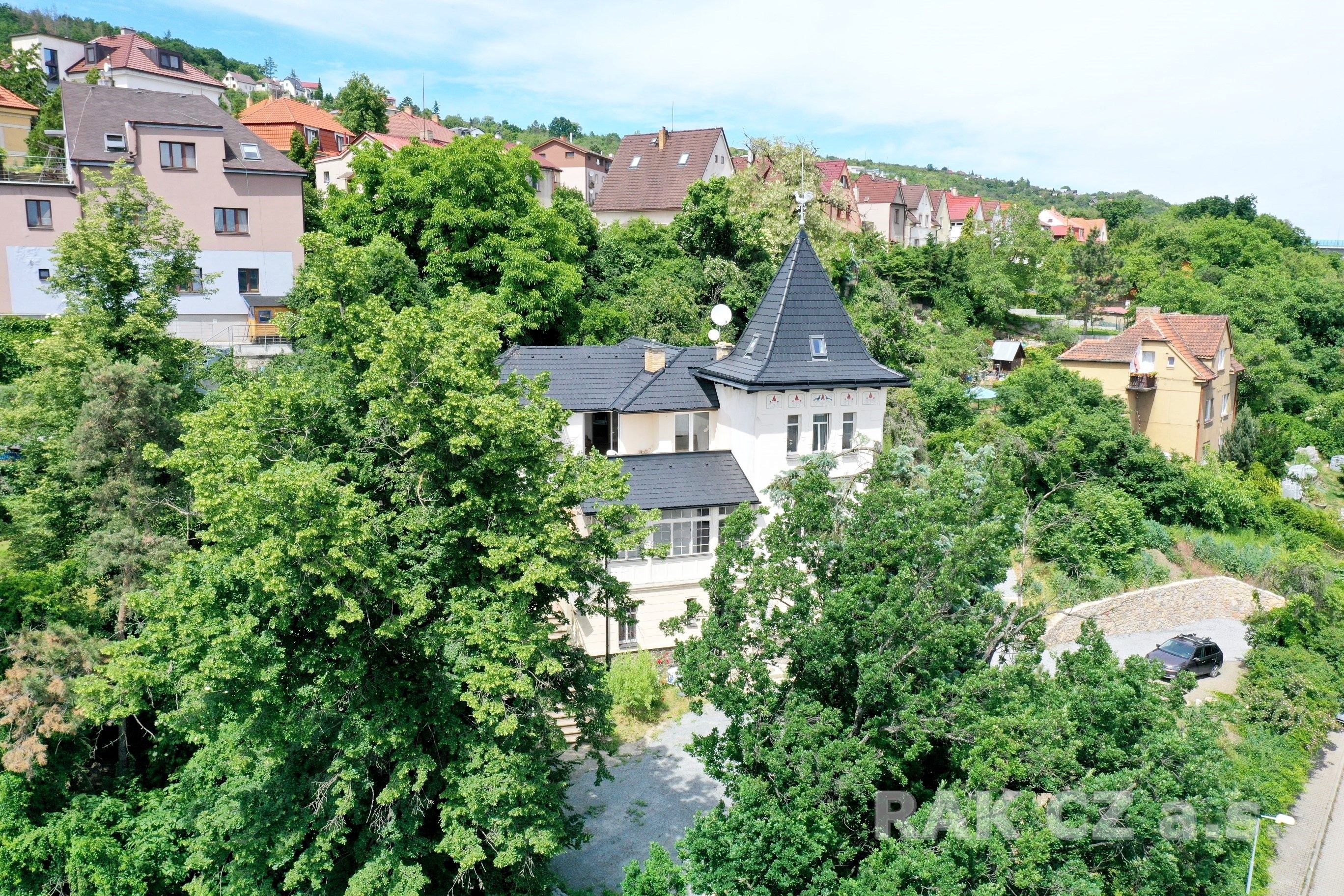 Prodej domu 338 m² - foto 2