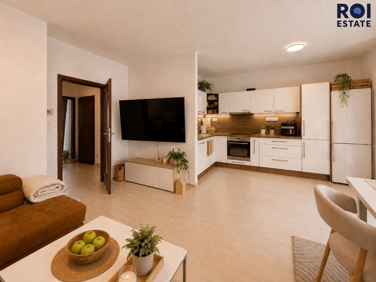 Pronájem bytu 3+kk 77 m² - foto 1