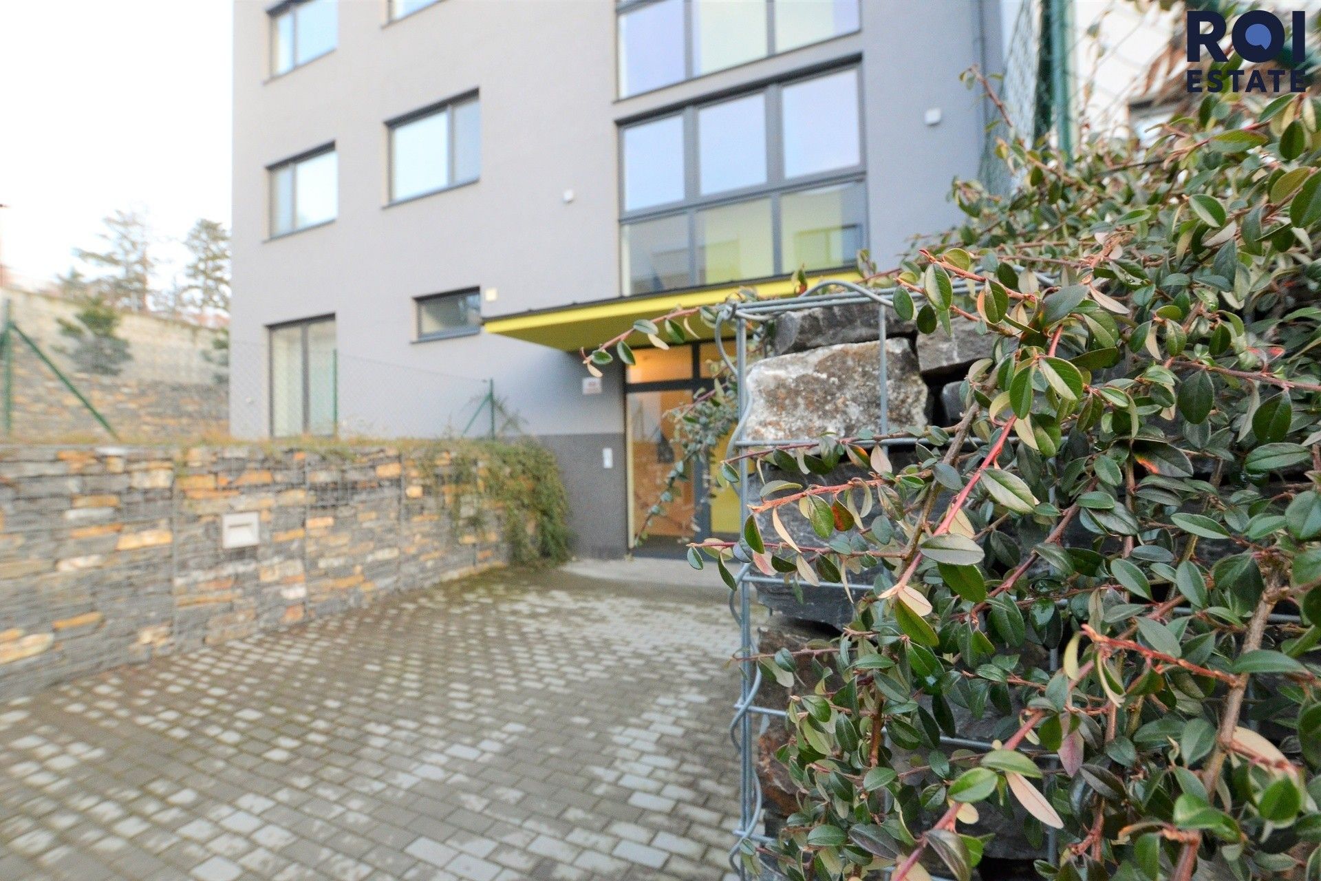 Pronájem bytu 3+kk 77 m² - foto 15