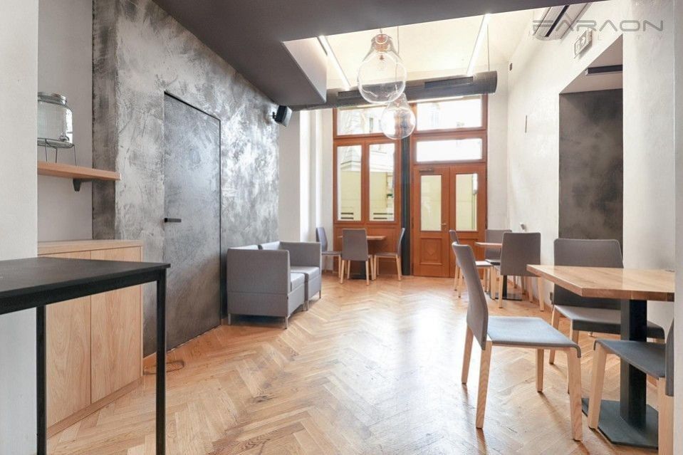 Pronájem komerčního prostoru 137 m² - foto 11
