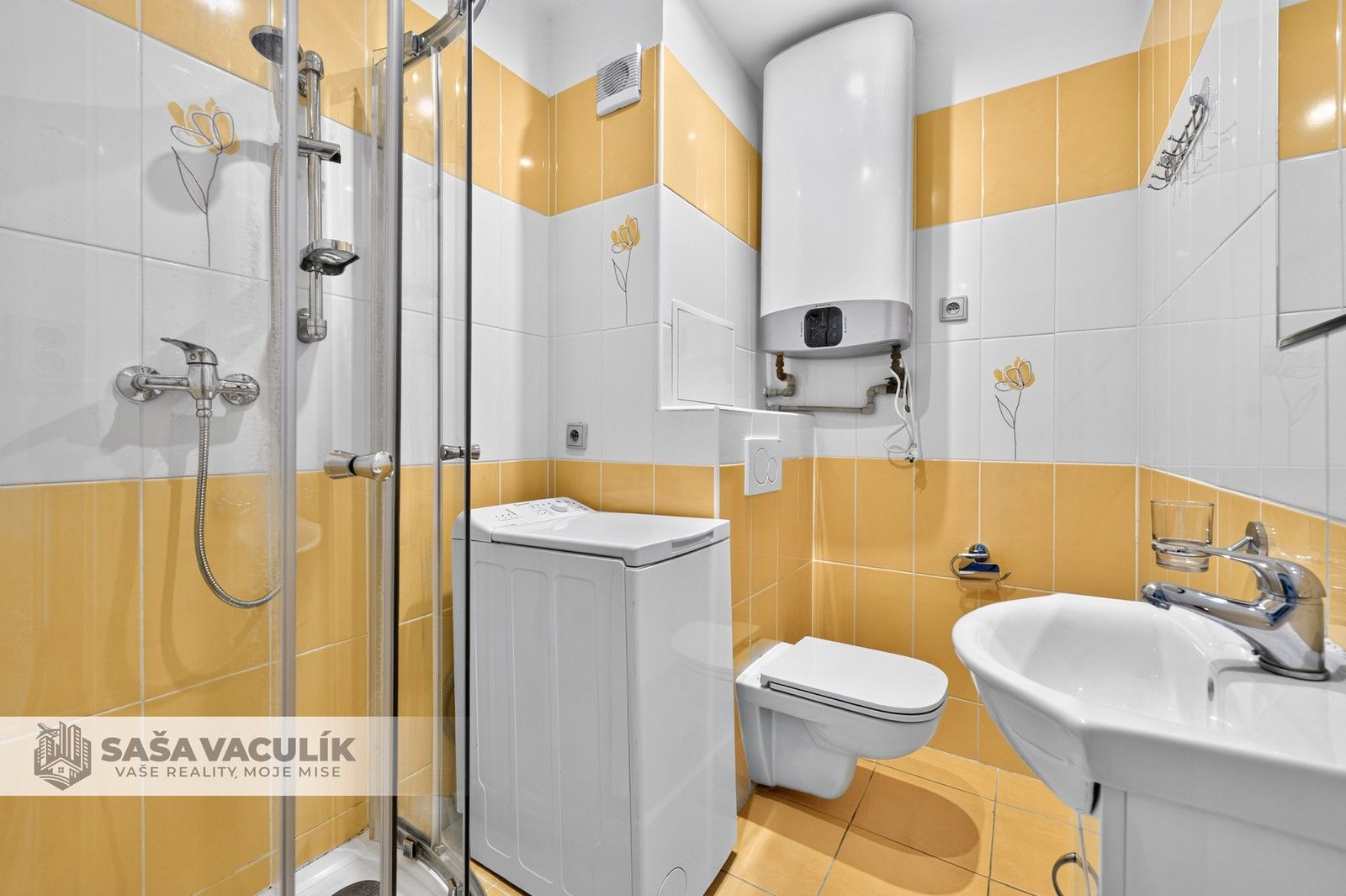 Pronájem bytu 1+1 28 m² - foto 10