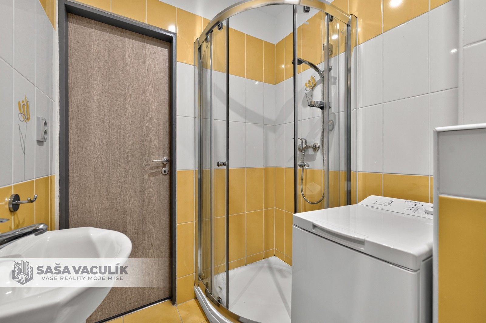 Pronájem bytu 1+1 28 m² - foto 11