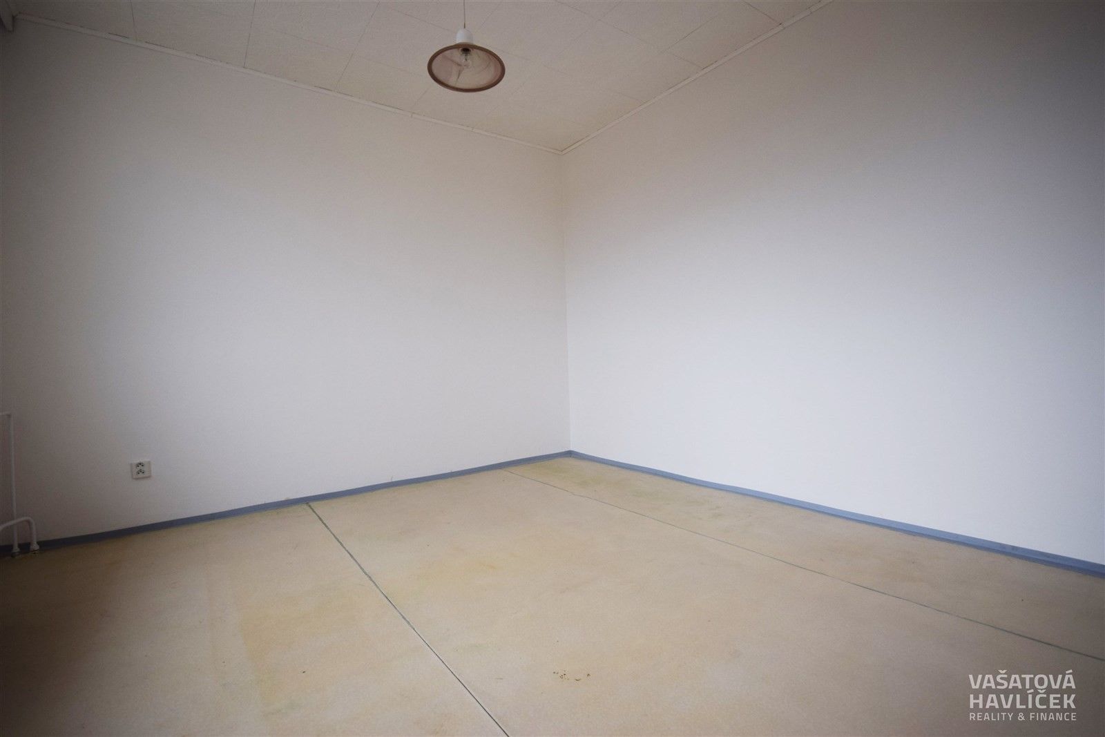 Pronájem bytu 2+1 45 m² - foto 9