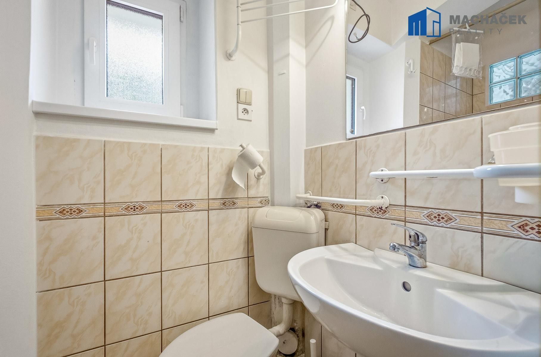 Pronájem bytu 1+1 39 m² - foto 3