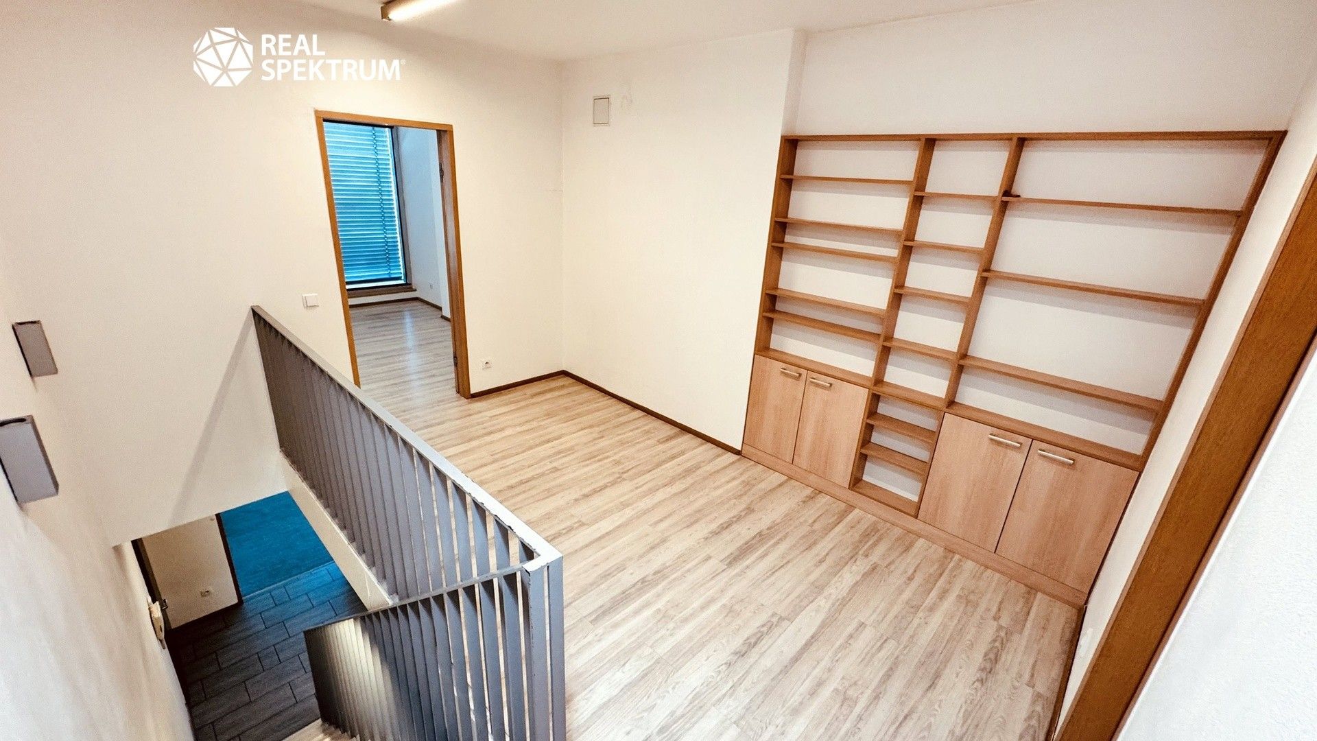 Pronájem komerčního prostoru 125 m² - foto 5