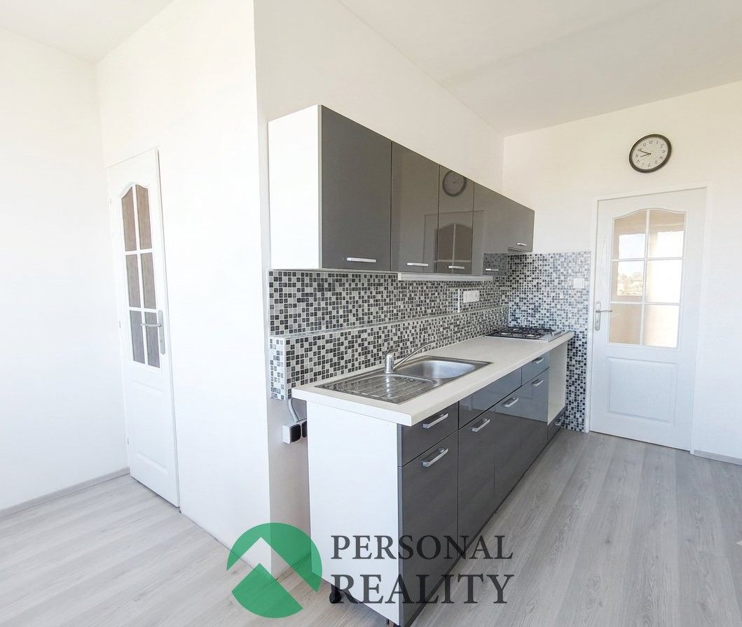 Prodej bytu 2+1 62 m² - foto 2