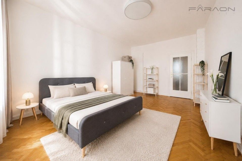 Pronájem bytu 3+kk 110 m² - foto 7
