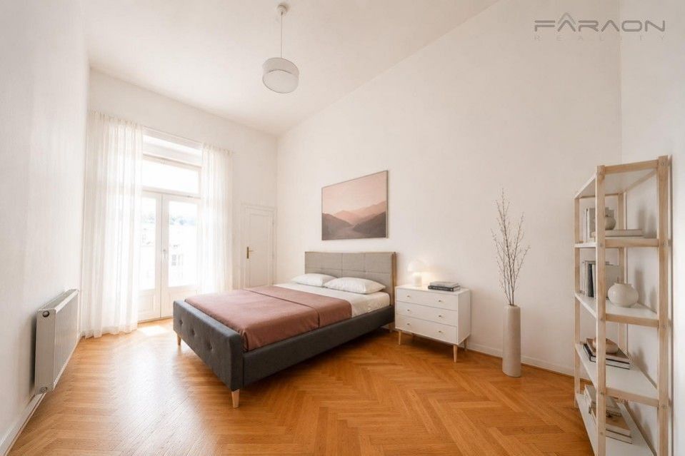 Pronájem bytu 3+kk 110 m² - foto 9