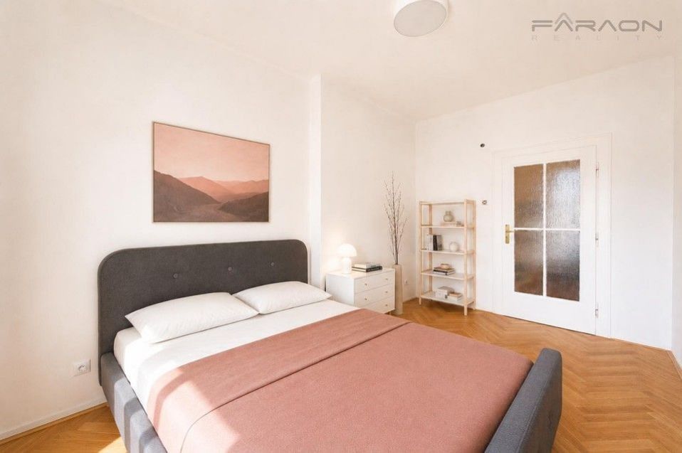 Pronájem bytu 3+kk 110 m² - foto 10