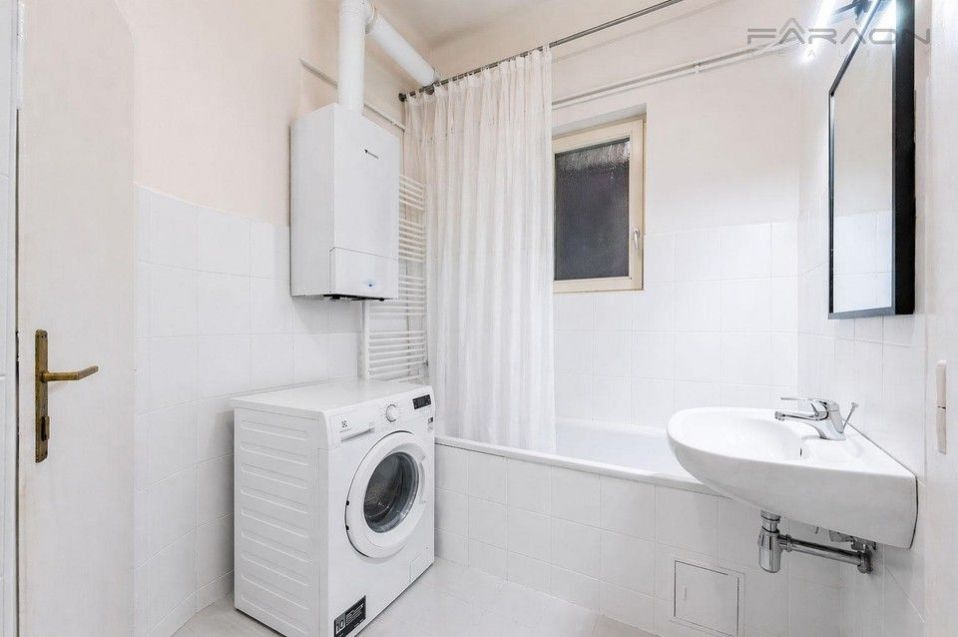 Pronájem bytu 3+kk 110 m² - foto 12