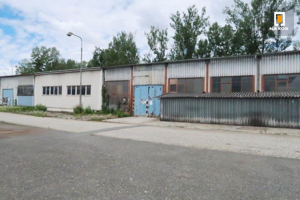 Pronájem komerčního prostoru 750 m² - foto 6