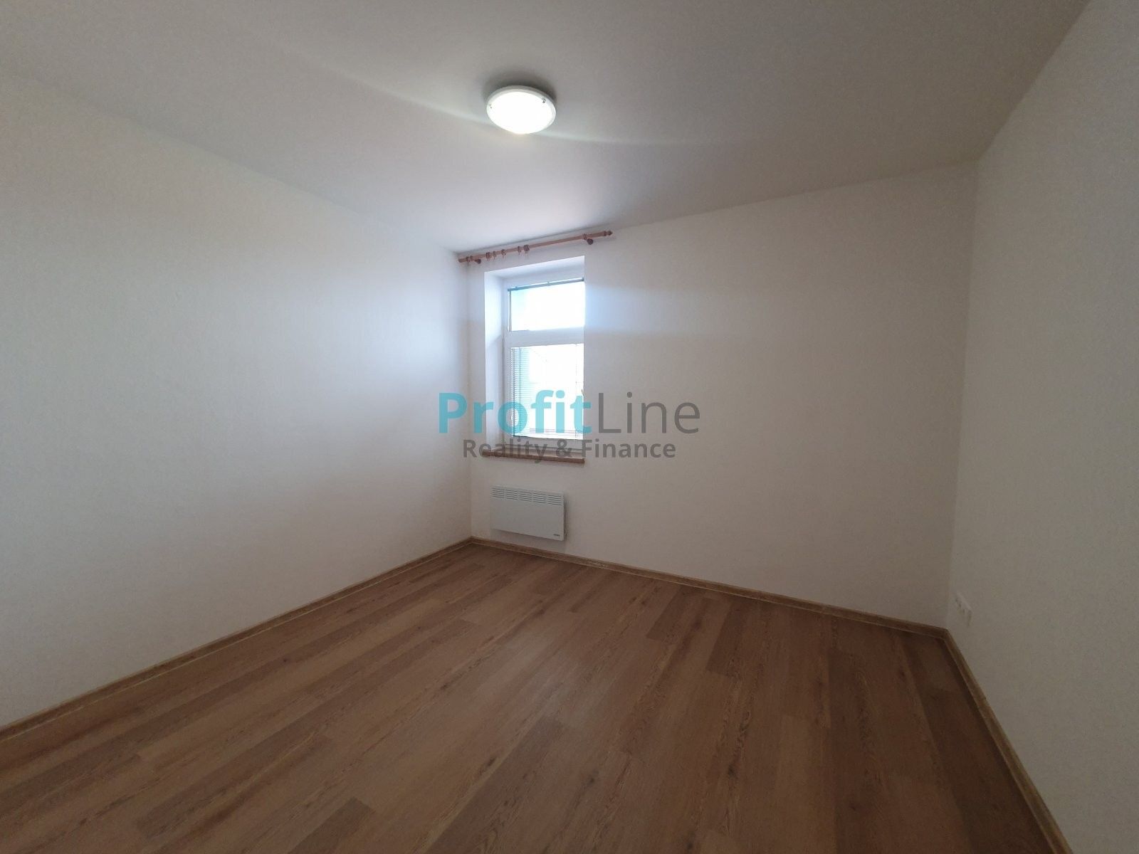 Pronájem bytu 2+kk 52 m² - foto 4