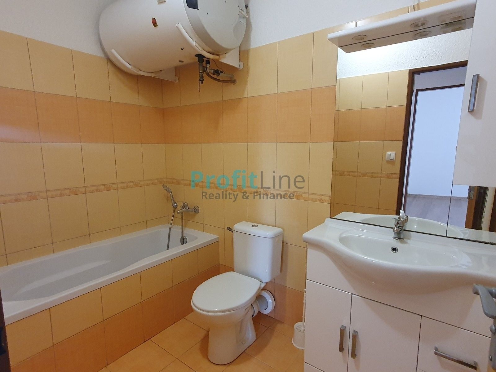 Pronájem bytu 2+kk 52 m² - foto 5