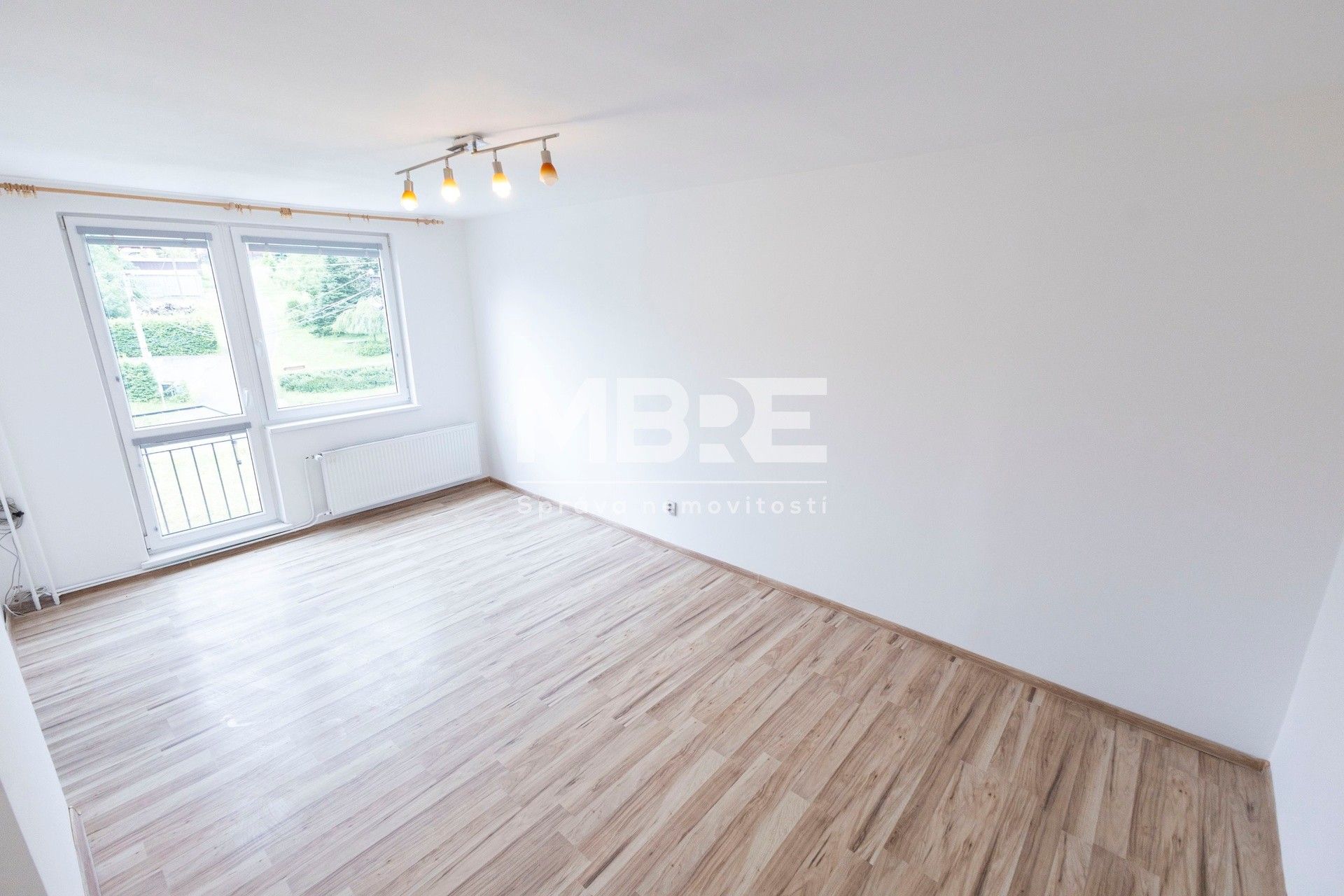Pronájem bytu 3+1 70 m² - foto 10