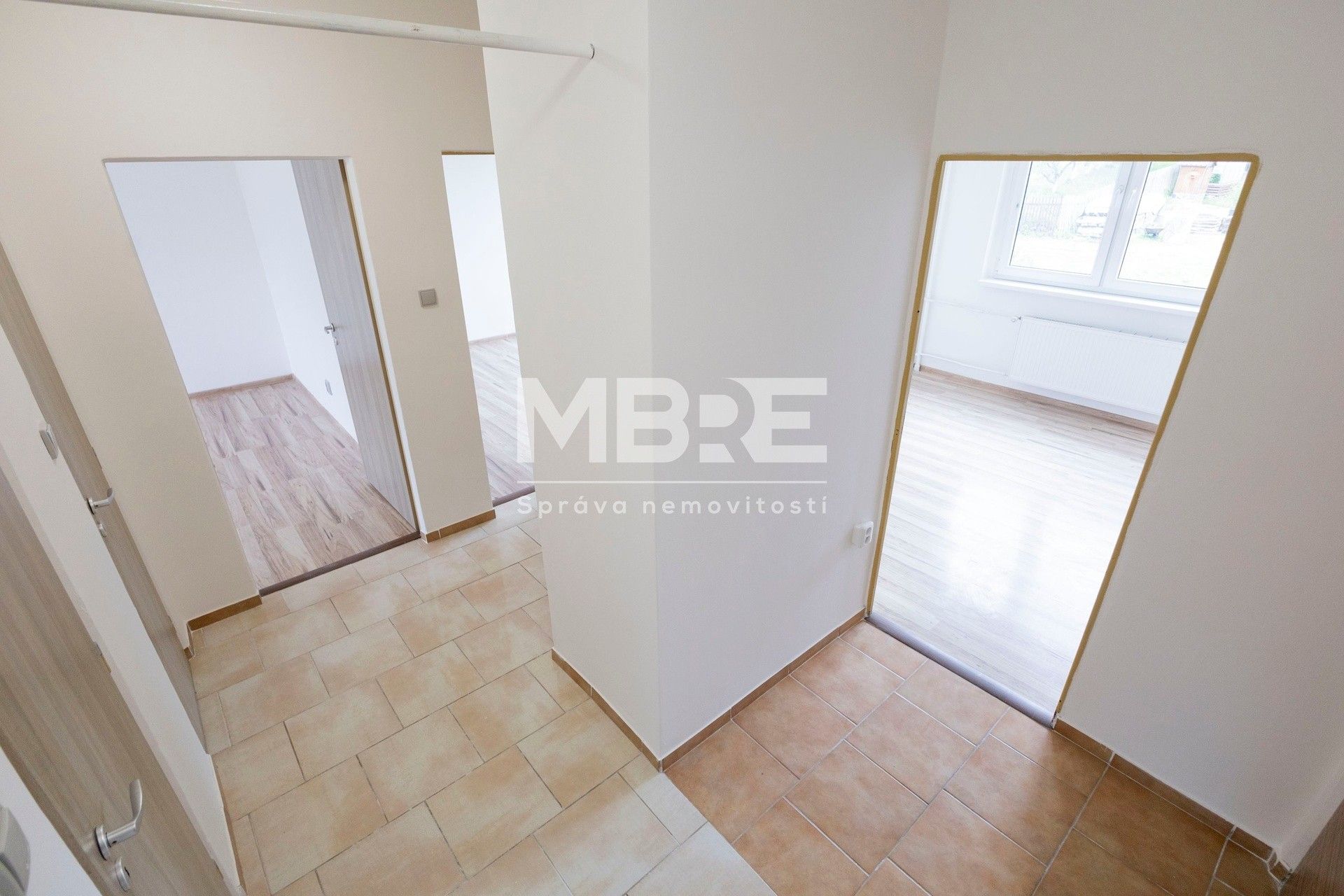 Pronájem bytu 3+1 70 m² - foto 14