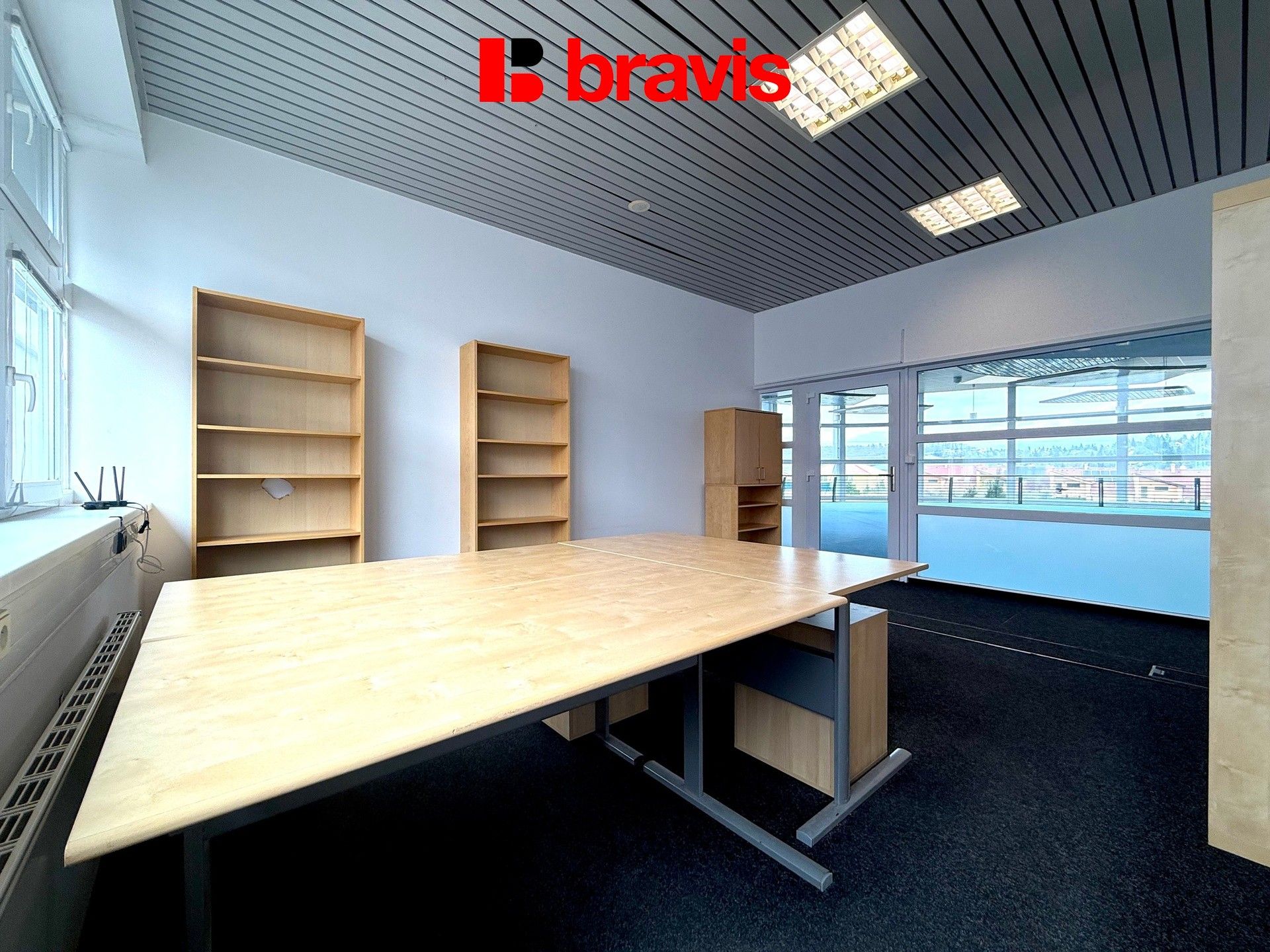 Pronájem komerčního prostoru 57 m² - foto 2