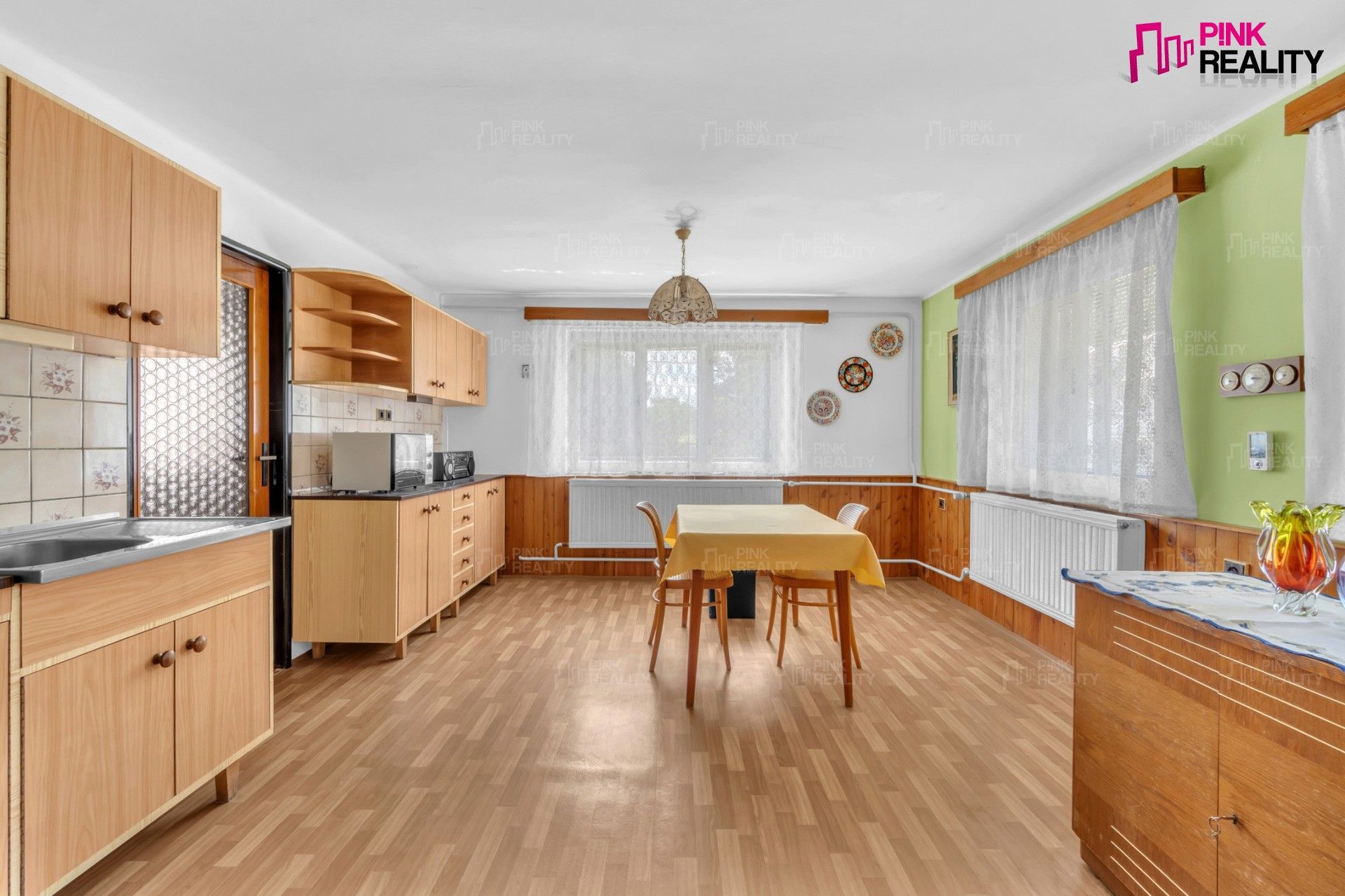 Prodej domu 105 m² - foto 2