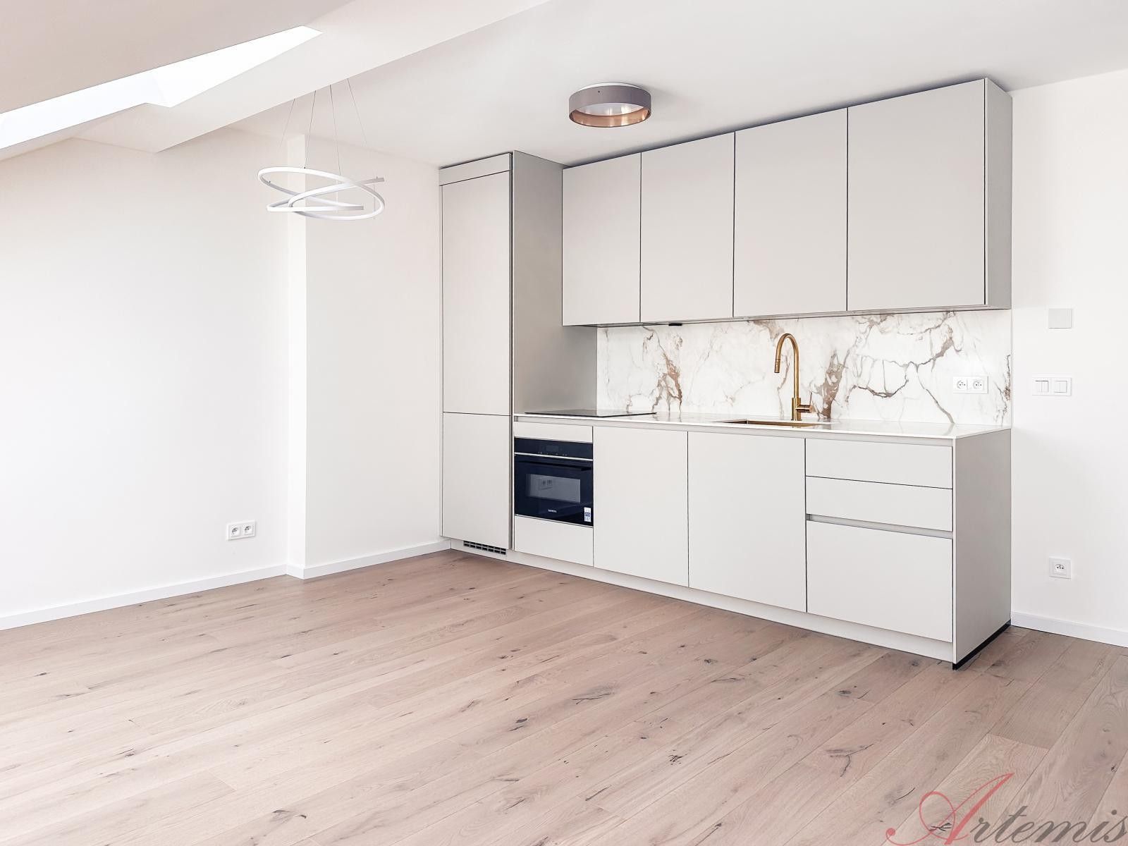 Prodej bytu 3+kk 98 m² - foto 2