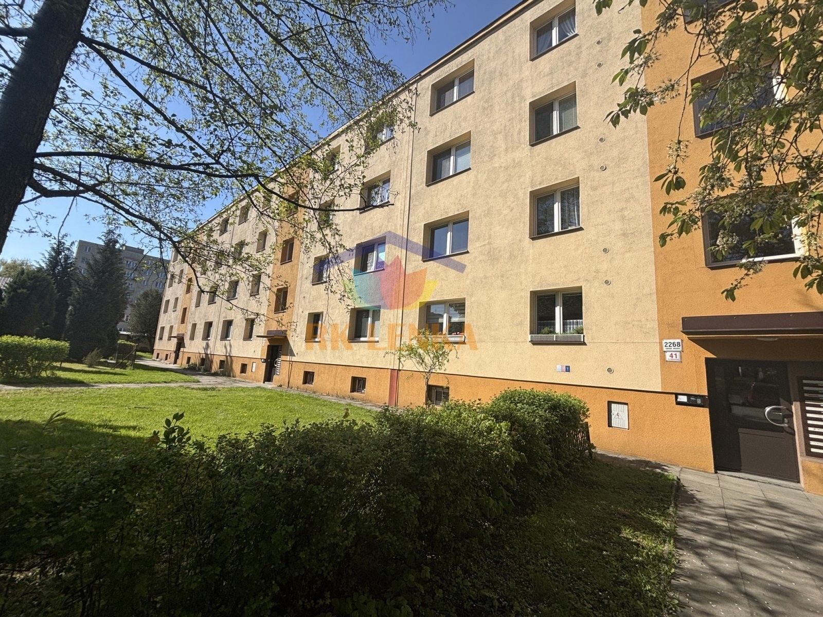 Prodej bytu 2+1 51 m² - foto 1