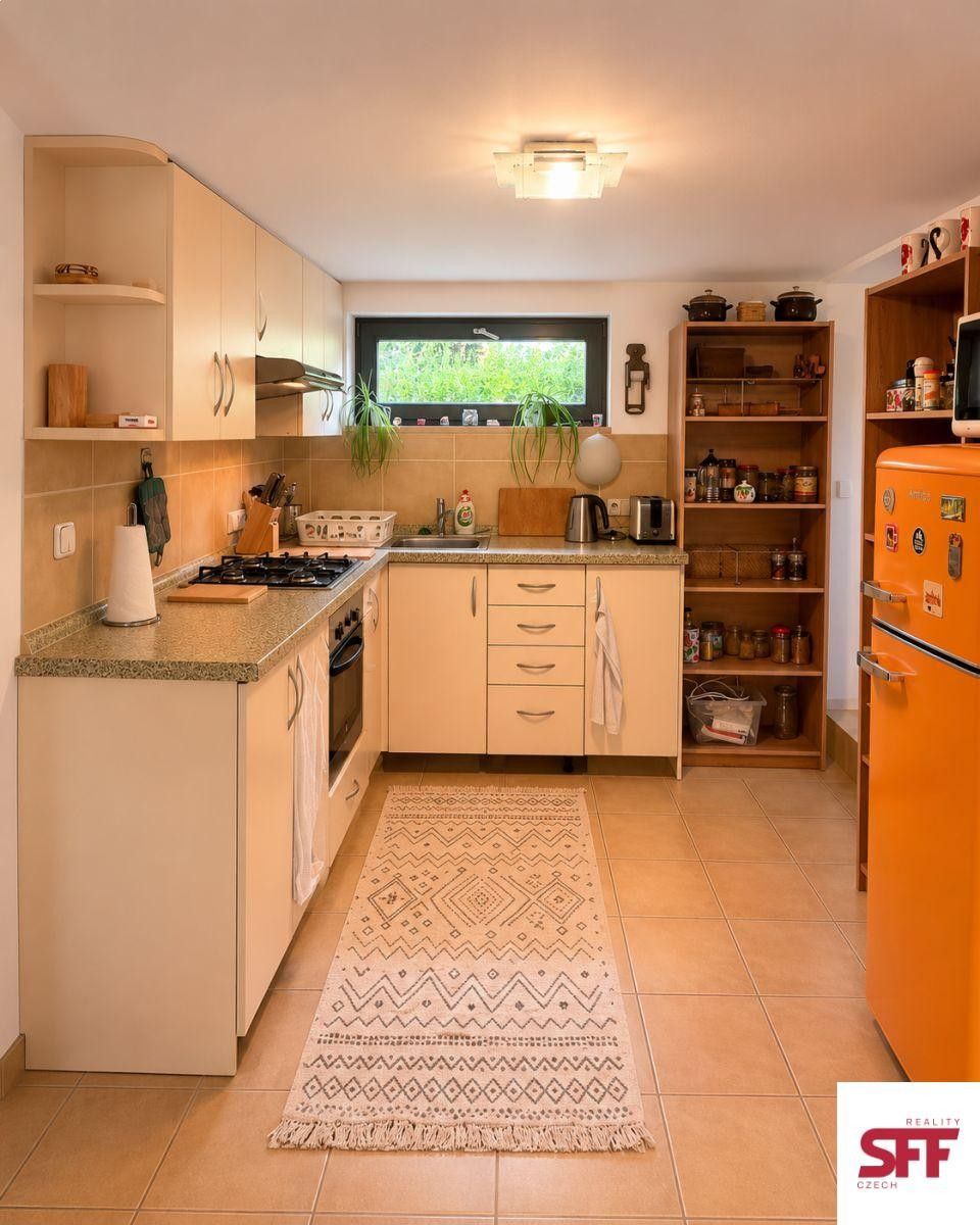 Pronájem bytu 3+1 72 m² - foto 5