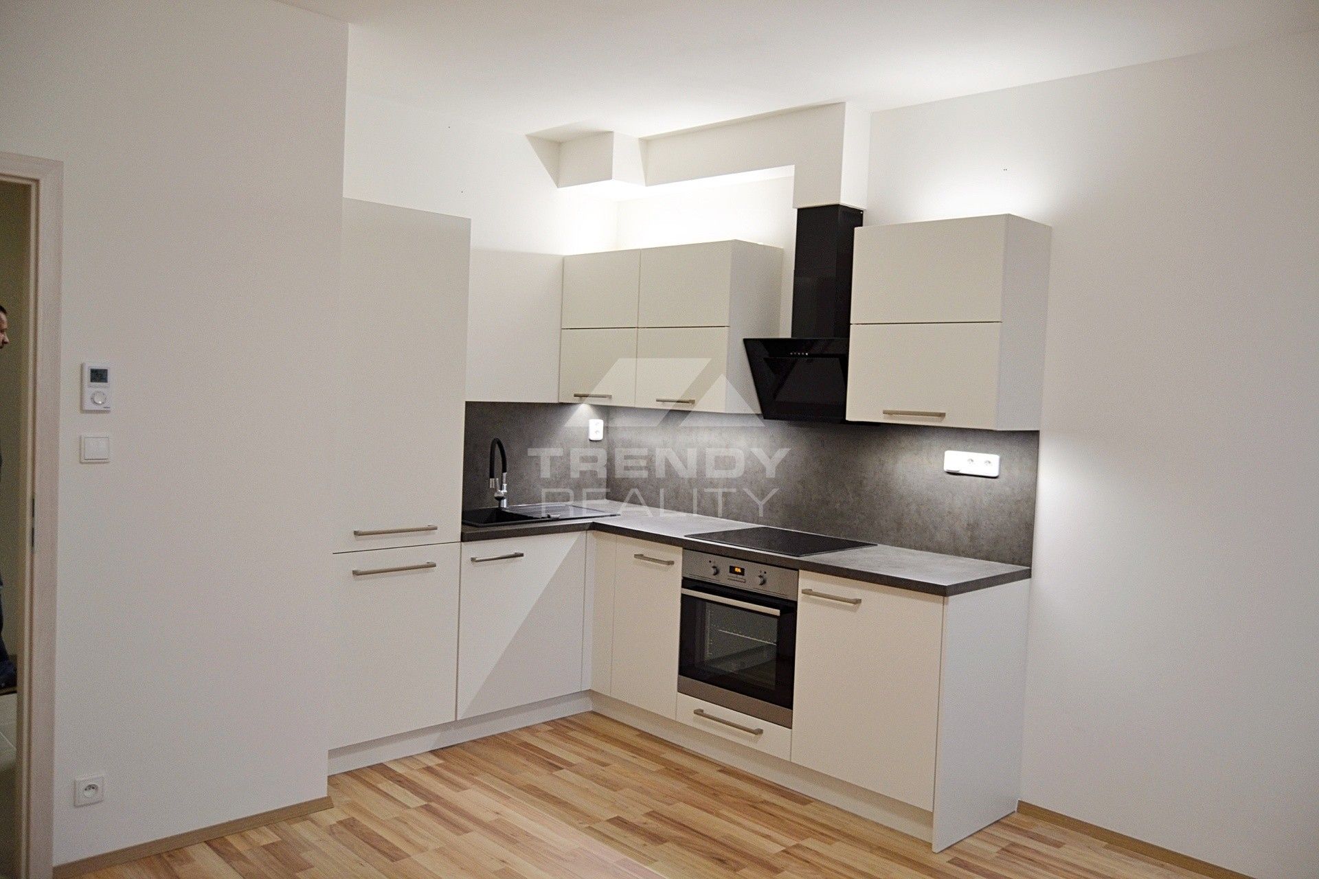 Pronájem bytu 1+kk 29 m² - foto 2