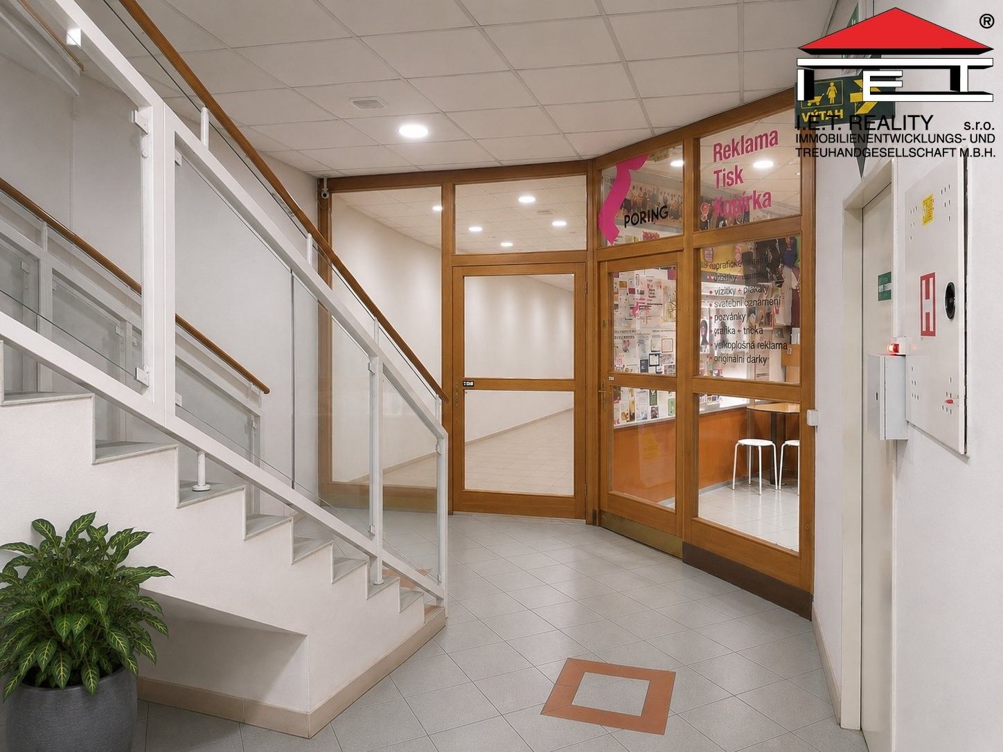Pronájem komerčního prostoru 44 m² - foto 4