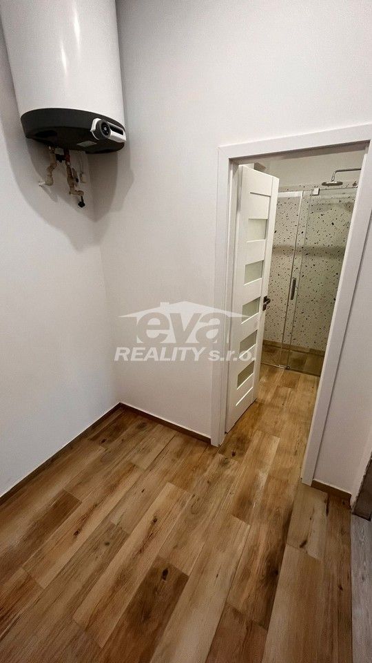 Pronájem bytu 1+kk 27 m² - foto 9