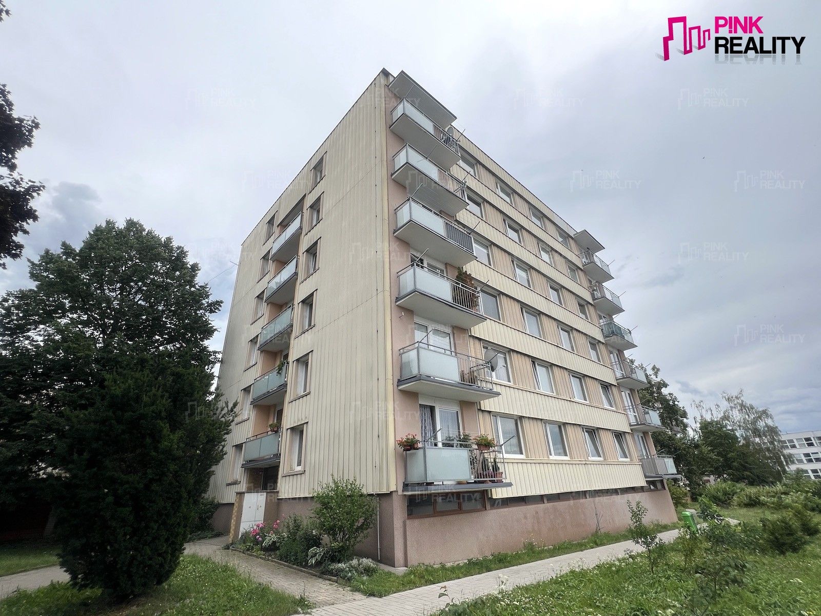 Pronájem bytu 3+1 69 m² - foto 1