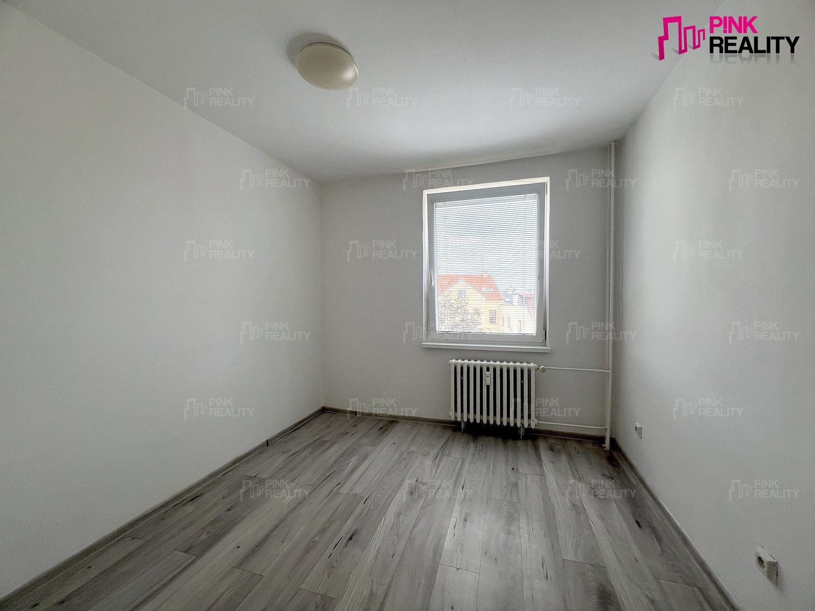 Pronájem bytu 3+1 69 m² - foto 5