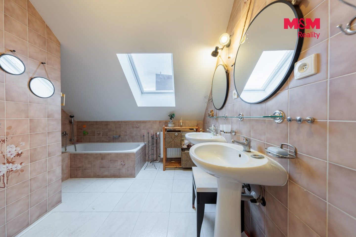 Prodej domu 330 m² - foto 30