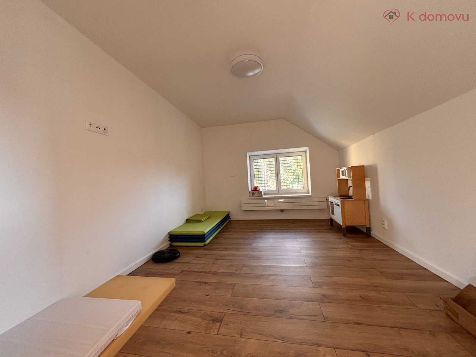 Pronájem nemovitosti 88 m² - foto 9